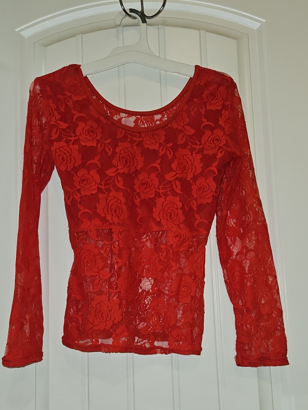 Red Lace Long-Sleeve Women's Top